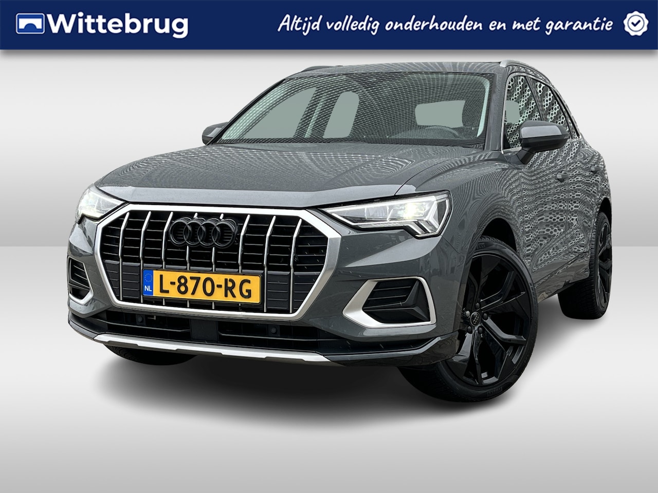 Audi Q3 - 35 TFSI Business / Digitaal dashboard / Navigatie / App connect / Dodehoek / Camera P4 - AutoWereld.nl