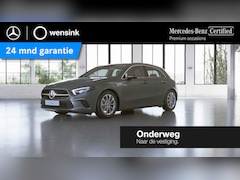 Mercedes-Benz A-klasse - 180 Business Solution Luxury | Widescreen | Trekhaak | Stoelverwarming | Parkeersensoren |