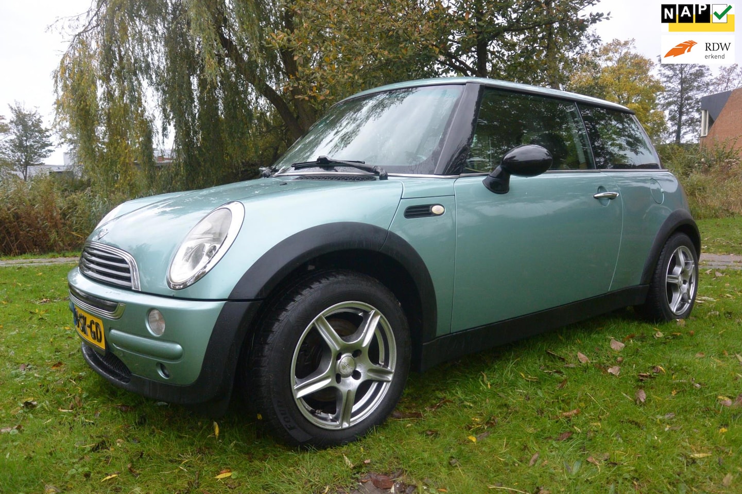 MINI Mini - 1.6 One*airco*leer*2de eigenaar - AutoWereld.nl