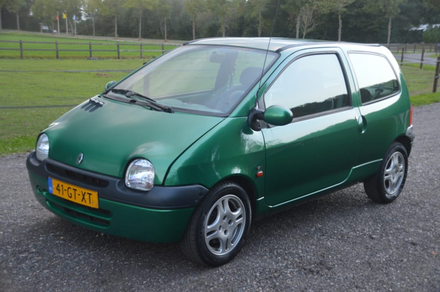 Renault Twingo - 1.2-16V Cinétic 139.000 km APK Juni 2026 - AutoWereld.nl