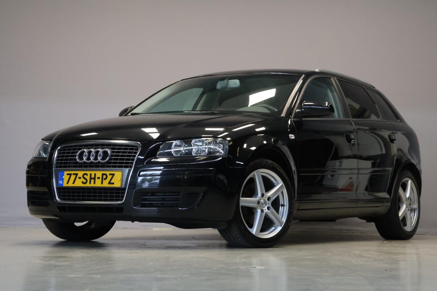 Audi A3 Sportback - 2.0 FSI Ambiente |Automaat|Carplay| - AutoWereld.nl