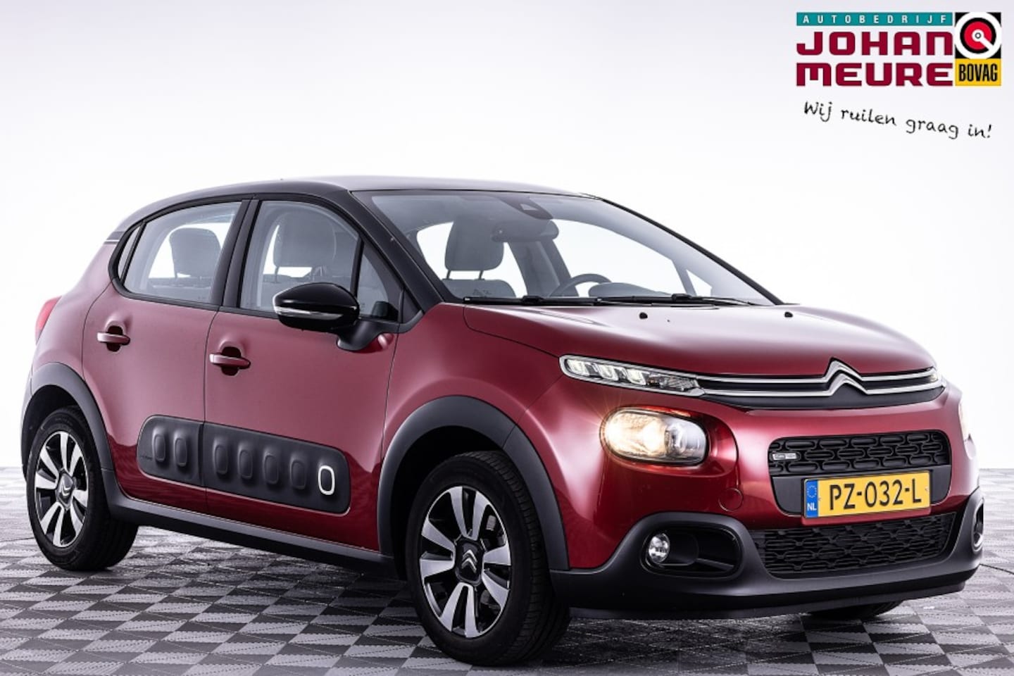 Citroën C3 - 1.2 PureTech Shine | NAVI | ECC | VELGEN | CARPLAY - AutoWereld.nl