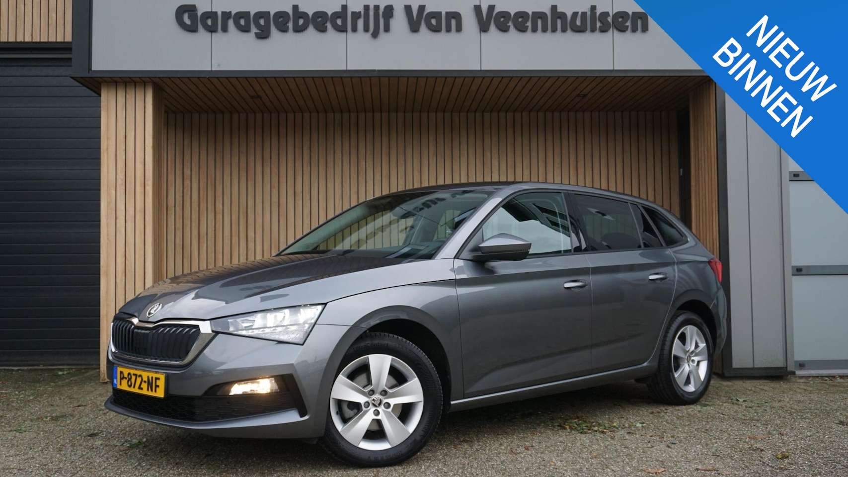Skoda Scala - 1.0 TSI 110pk 5Drs Ambition Crystal LED 16inch Navi Cruise Control Airco *NL auto* 37232km - AutoWereld.nl