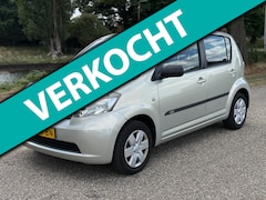 Daihatsu Sirion 2 - 1.0-12V Trend|5-Deurs|Apk|Radio|N.A.P