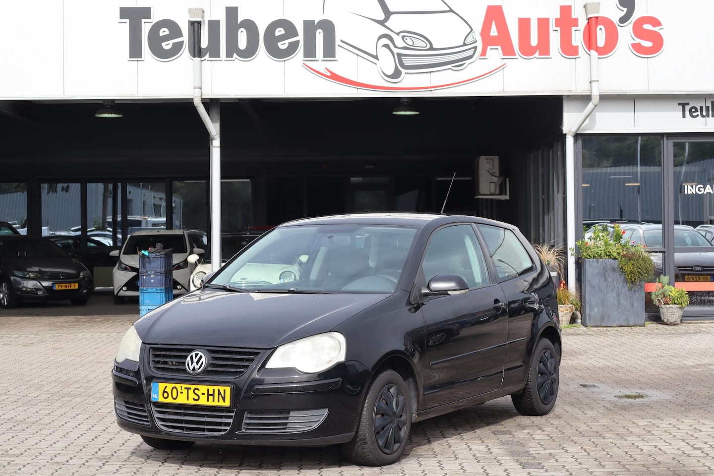 Volkswagen Polo - 1.2 Optive 1.2 Optive (Leuke auto/Technisch goed), Airco, Elektrische ramen, Radio cd speler - AutoWereld.nl