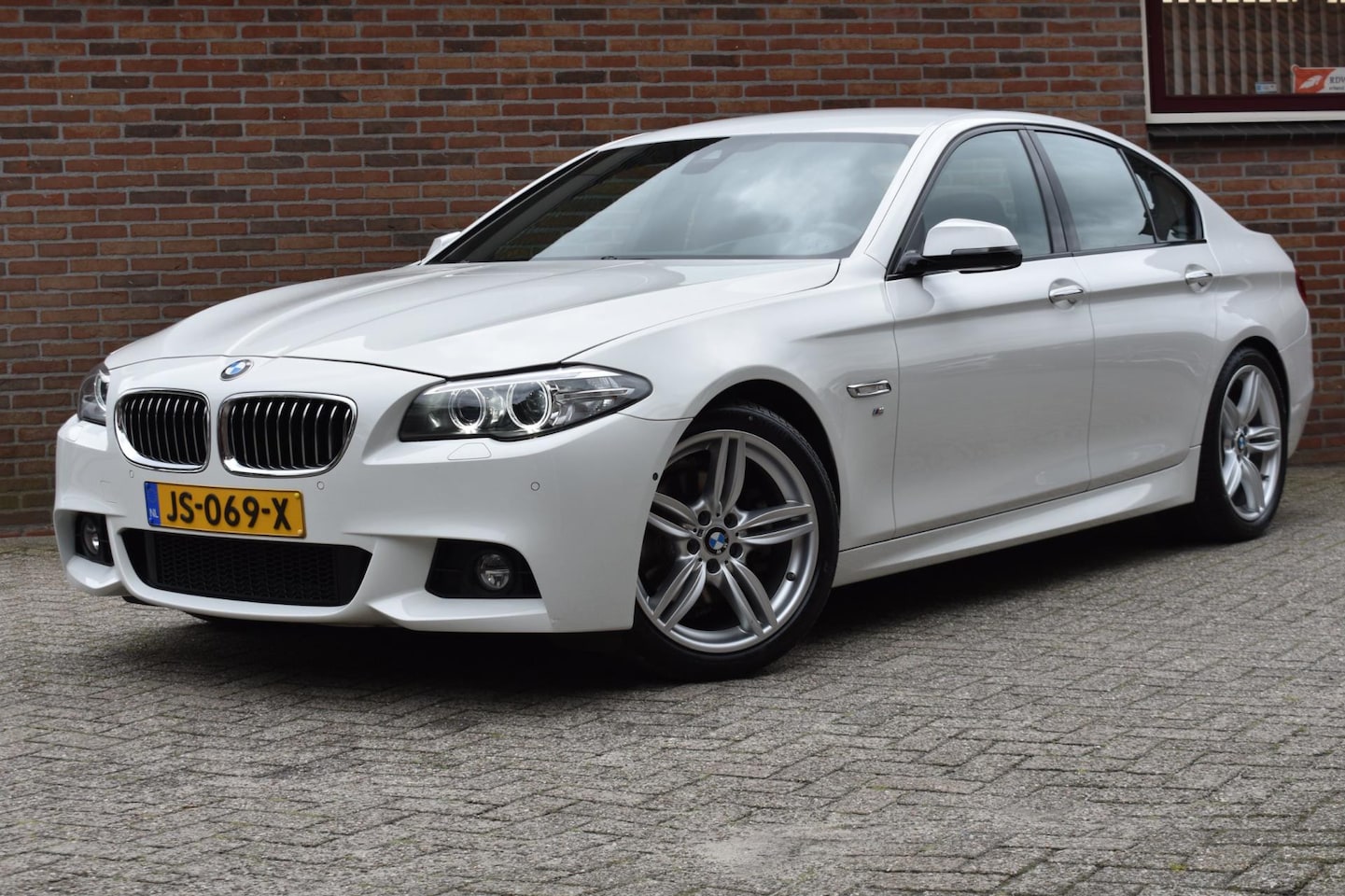 BMW 5-serie - 520i M Sport Edition High Executive '16 M pakket Xenon Leder Clima Navi Cruise Inruil moge - AutoWereld.nl