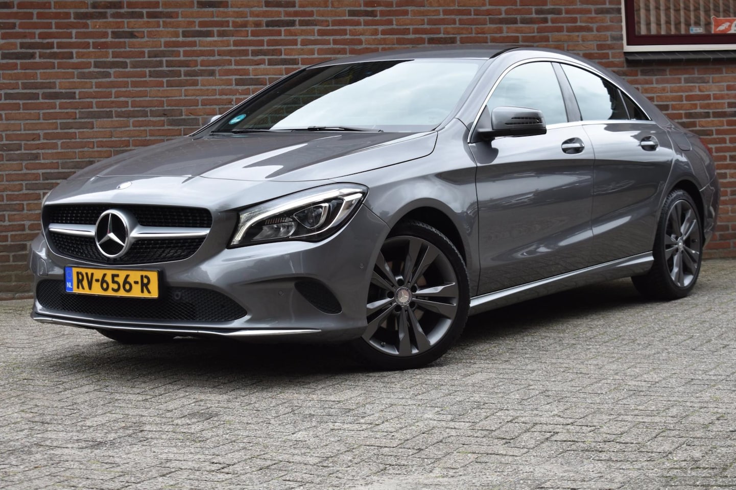 Mercedes-Benz CLA-Klasse - 180 Prestige '16 LED Airco Cruise Navi - AutoWereld.nl