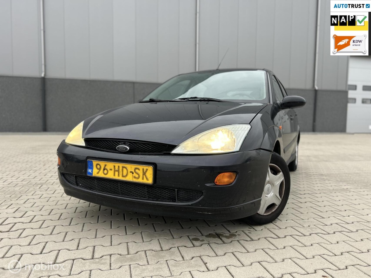 Ford Focus - 1.6-16V Ambiente/INRUILKOOPJE/AIRCO - AutoWereld.nl