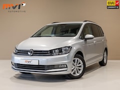 Volkswagen Touran - 1.5 TSI Comfortline Business 7 persoons / 150pk / Trekhaak / Achteruitrij camera / Adaptie