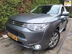 Mitsubishi Outlander - 2.0 PHEV Instyle