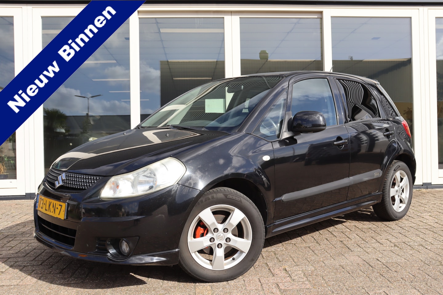 Suzuki SX4 - 1.6 Arrow 1.6 Arrow, Airco Prijs Is Rijklaar - AutoWereld.nl