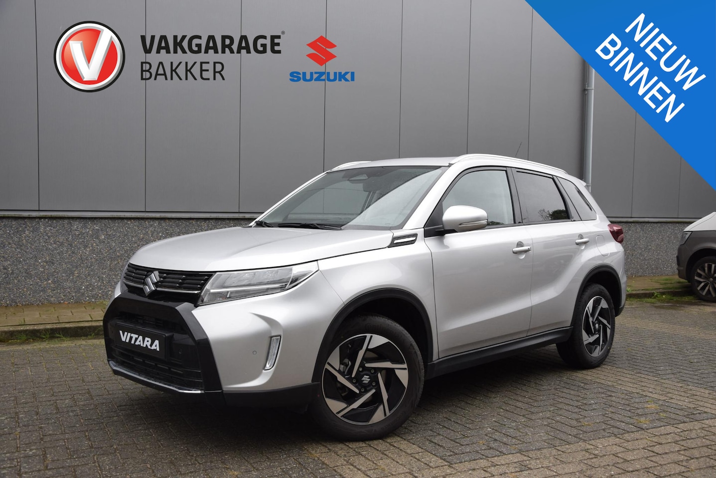 Suzuki Vitara - 1.4 Boosterjet Style Smart Hybrid | elektrisch glazen panorama-dak | Lederen bekleding | A - AutoWereld.nl