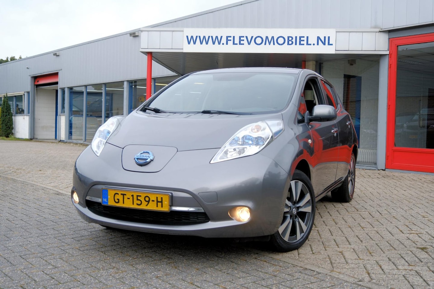 Nissan LEAF - Tekna 24 kWh Aut. Leder|Navi|LED|Camera|Bose|LMV - AutoWereld.nl