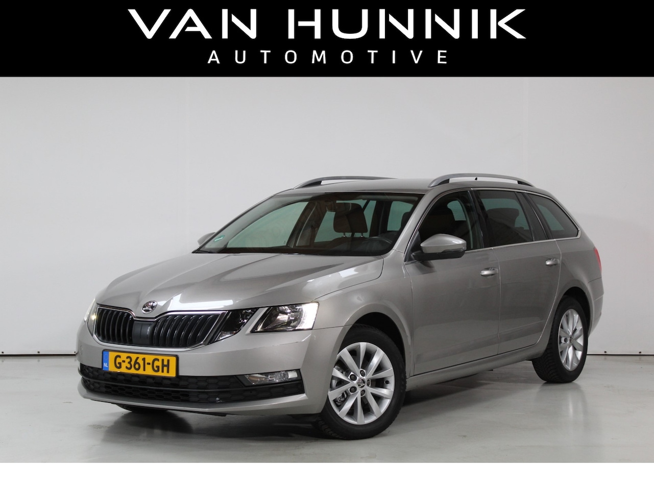 Skoda Octavia Combi - 1.0 TSI Ambition Business | DSG | Carplay | Dealer Onderhouden - AutoWereld.nl