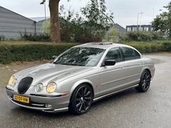 Jaguar S-type - 3.0 V6 Executive