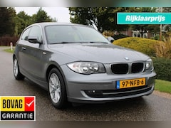 BMW 1-serie - 116I 2.0 122pk Business automaat ECC/cruise/CarPlay/lm velgen 3-drs