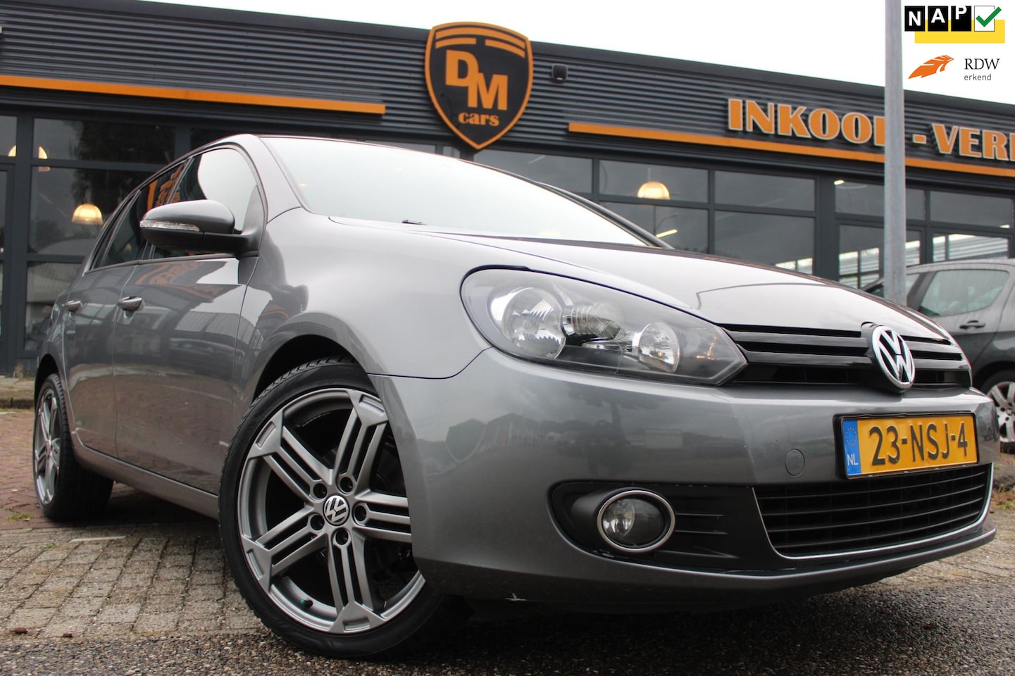 Volkswagen Golf - 1.2 TSI BlueMotion | Alcantara | Airco | Navi | - AutoWereld.nl
