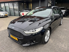 Ford Mondeo Wagon - 1.5 Titanium AUTOMAAT PANO TREKHAAK STOELVERW CRUISE