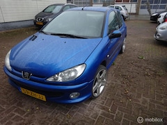 Peugeot 206 - 1.4 Air-line 3