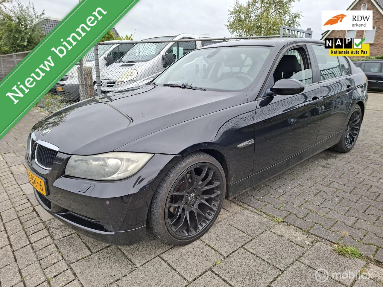BMW 3-serie - 320i Business Line 320i Business Line - AutoWereld.nl