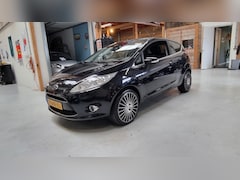 Ford Fiesta - 1.4 Ghia 17" LMV, Bluetooth, Clima