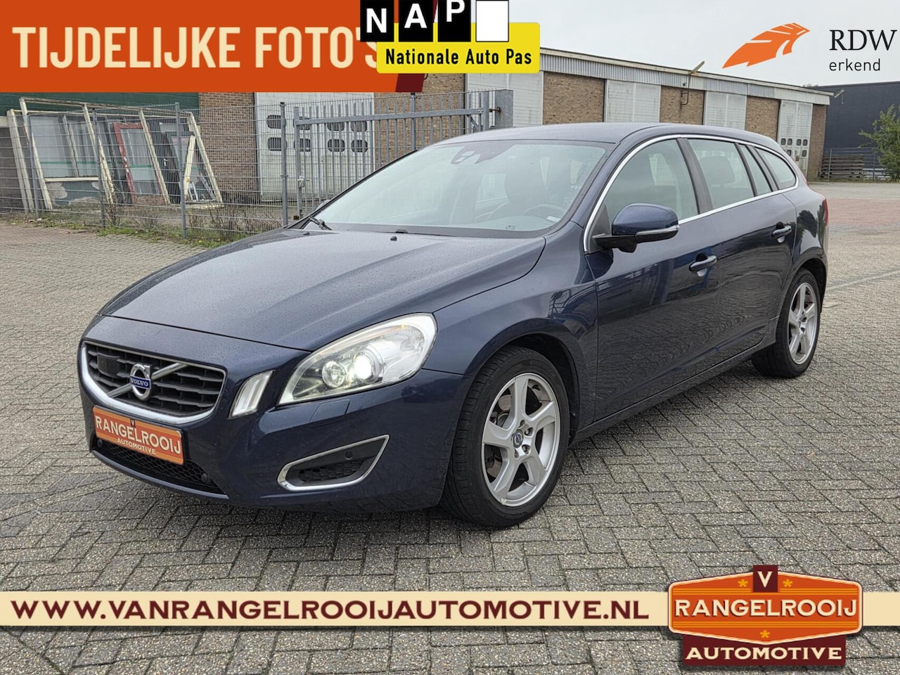 Volvo V60 - 1.6 T4 Summum 1.6 T4 Summum, ACC, BLIS, trekhaak, xenon, leer - AutoWereld.nl