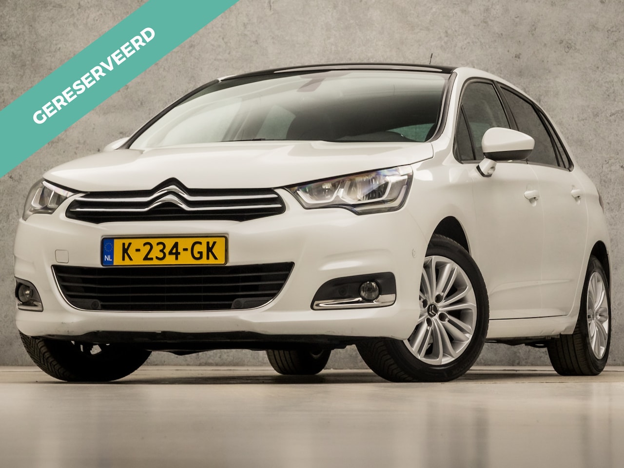 Citroën C4 - 1.2 PureTech Sport Automaat (PANORAMADAK, PARELMOER, APPLE CARPLAY, NAVIGATIE, CLIMATE, CR - AutoWereld.nl