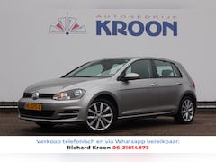 Volkswagen Golf - 1.2 TSI Highline|Trekhaak|Carplay|Sensoren|