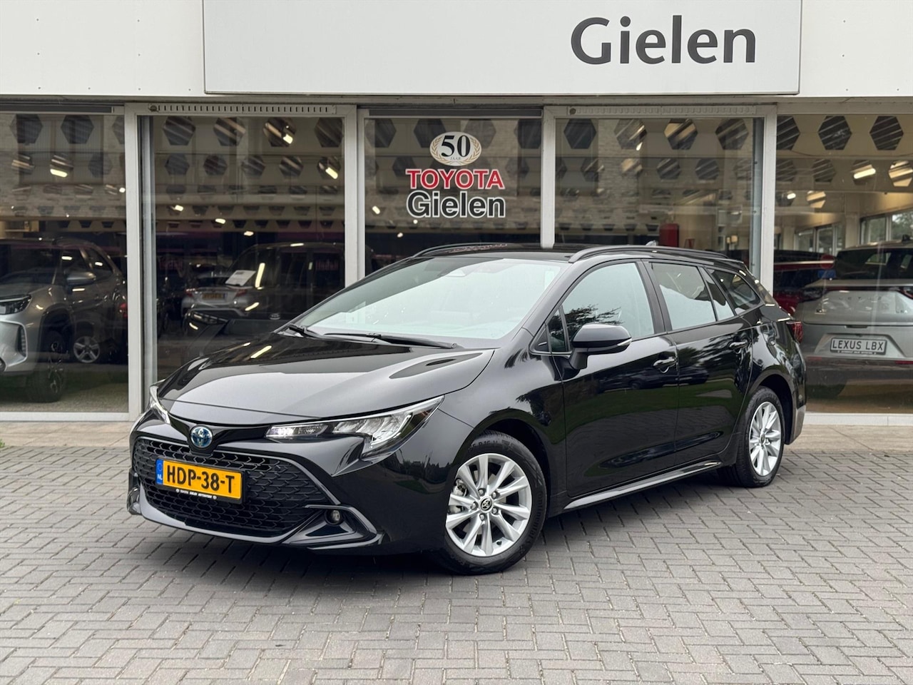 Toyota Corolla Touring Sports - Hybrid 140 Business | Eerste eigenaar, Apple CarPlay/Android Auto, LED, Navigatie, Climate - AutoWereld.nl