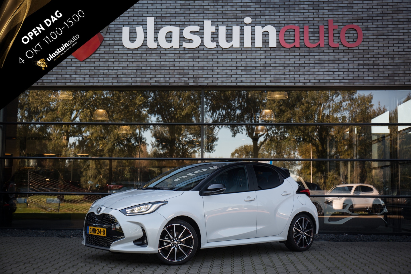 Toyota Yaris - 1.5 Hybrid GR Sport 1.5 Hybrid GR Sport , Pano dak, HUD, Adap. cruise, VOL! - AutoWereld.nl