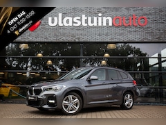 BMW X1 - xDrive25e High Executive M-Sport , Panoramadak, HUD, Keyless, Adap. Cruise, Trekhaak,