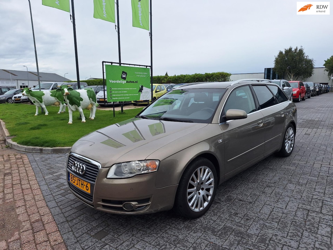 Audi A4 Avant - 2.0 TFSI Pro Line / AUTOMAAT / APK t/m september 2026 - AutoWereld.nl