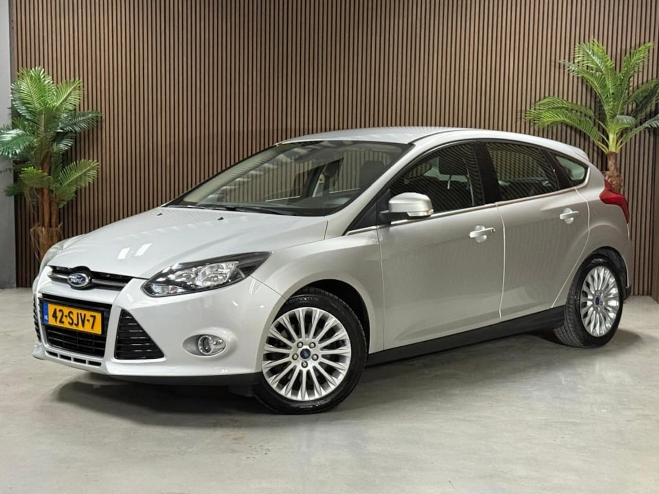 Ford Focus - 1.6 EcoB. First Ed. - AutoWereld.nl