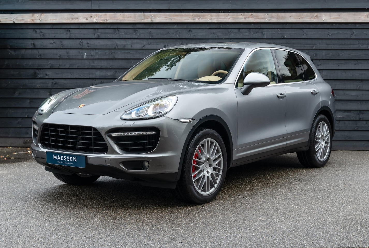Porsche Cayenne - 4.8 Turbo Perfecte staat - Bijna Youngtimer - AutoWereld.nl