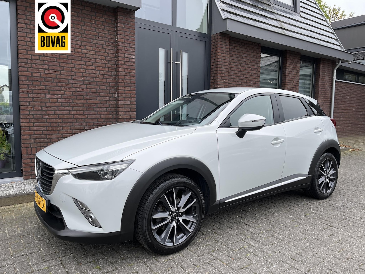 Mazda CX-3 - 2.0 SkyActiv-G 120 GT-Luxury NAV | TREKHAAK AFNB. | ADAPTIVE CRUISE CONTROL | LED| CAMERA - AutoWereld.nl