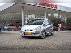 Honda Jazz - Hybrid 1.4 Hybrid Exclusive Automaat | NL Auto | Dealeronderhouden | Panoramadak | Afneemb