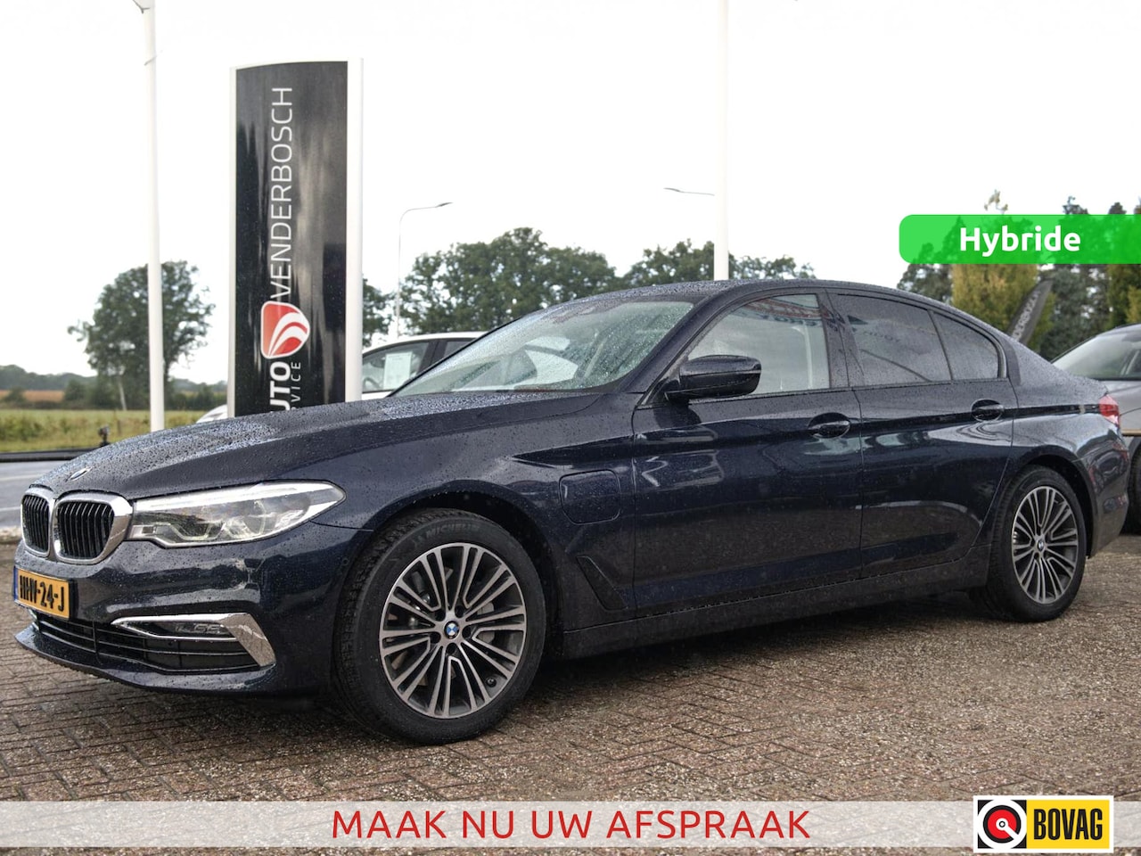 BMW 5-serie - 530e iPerformance High Executive 258pk | HUD | Softclose | Stuurverw - AutoWereld.nl