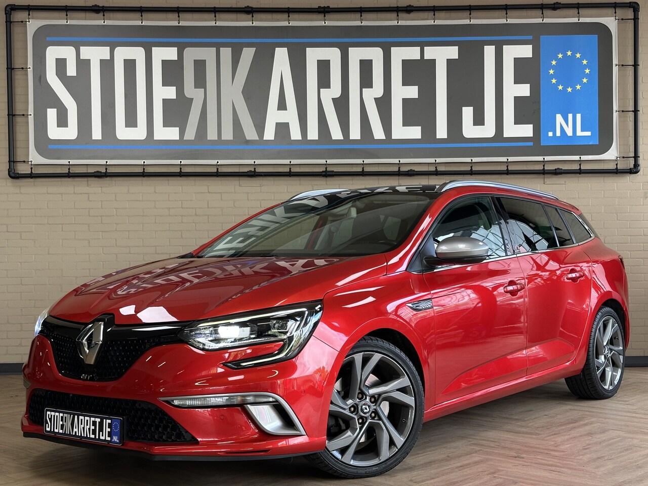 Renault Mégane Estate - 1.6 TCe 205pk GT | Groot Navi | 18 inch | Bose | Pano | Dodehoek | Led | Volledig dealer o - AutoWereld.nl