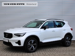 Volvo XC40 - 2.0 B4 Plus Dark Automaat / Trekhaak / Verwarm voorruit / Elektr.verst.voorstoelen / Googl