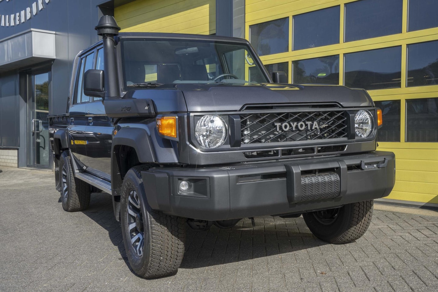 Toyota Land Cruiser - Landcruiser GRJ 79 DC 4.0 V6 EURO-6 A/T - AutoWereld.nl