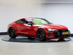 Audi e-tron GT - RS 93 kWh | Dynamic pakket plus | Designpakket rood | Carbon | Clanck | Vossen | Assistent