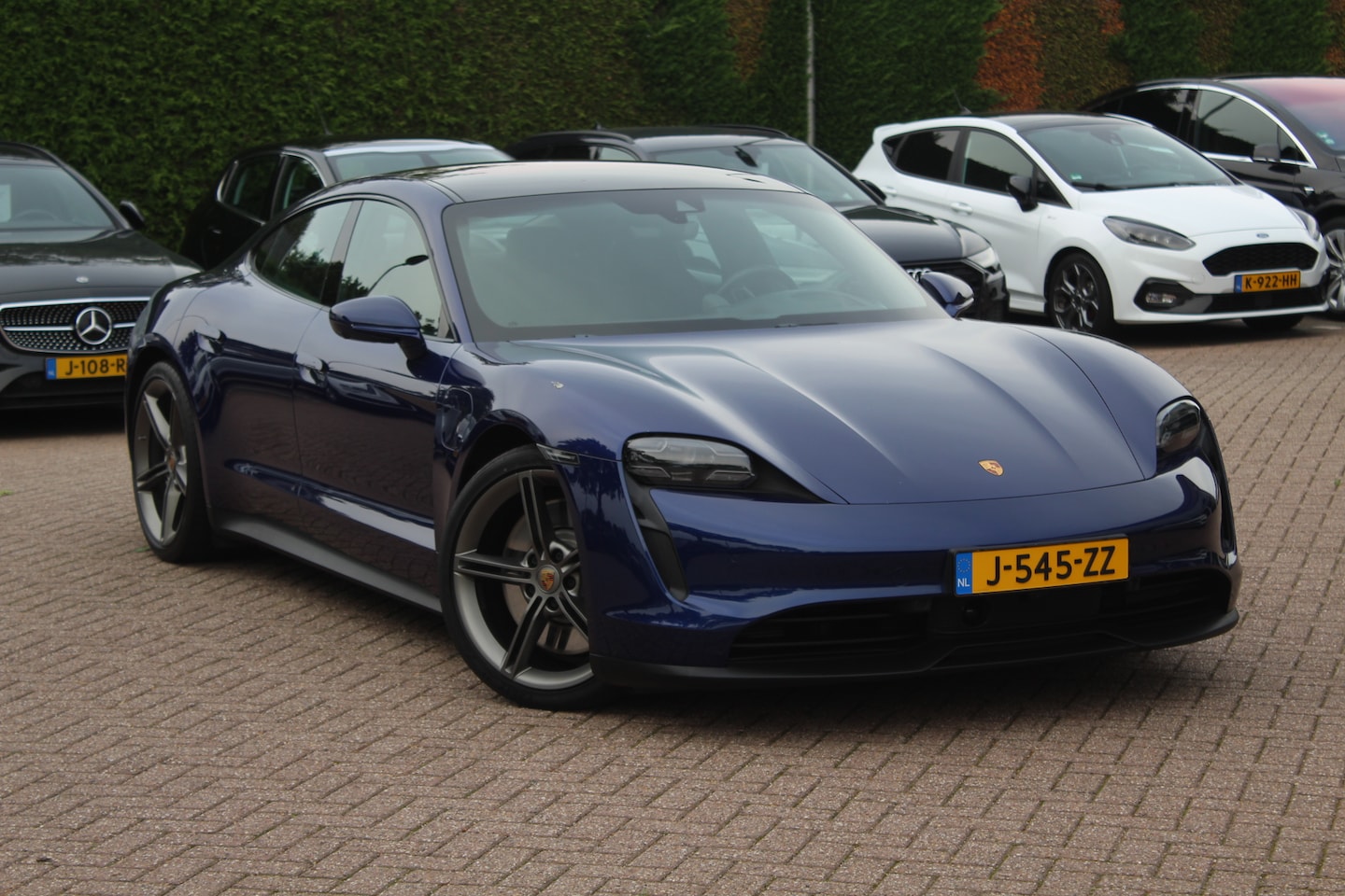 Porsche Taycan - 4S Performance 84 kWh / SoH 91.3% / Panoramadak / 360Camera / Head-up / Achterasbesturing - AutoWereld.nl