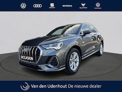 Audi Q3 - 45 TFSIe 245pk S Edition / Stoelverwarming / PDC V+A / Camera