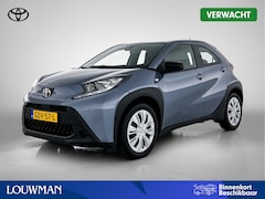 Toyota Aygo X - 1.0 VVT-i MT Play | Airconditioning | Metallic lak | Adaptive cruise control |