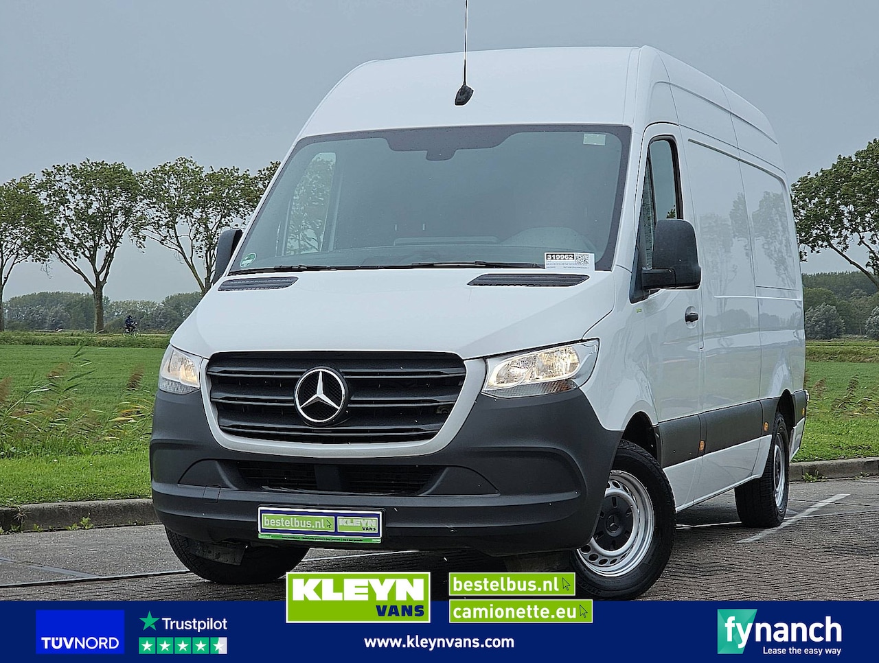 Mercedes-Benz Sprinter - 314 L2H2 RWD Mbux - AutoWereld.nl