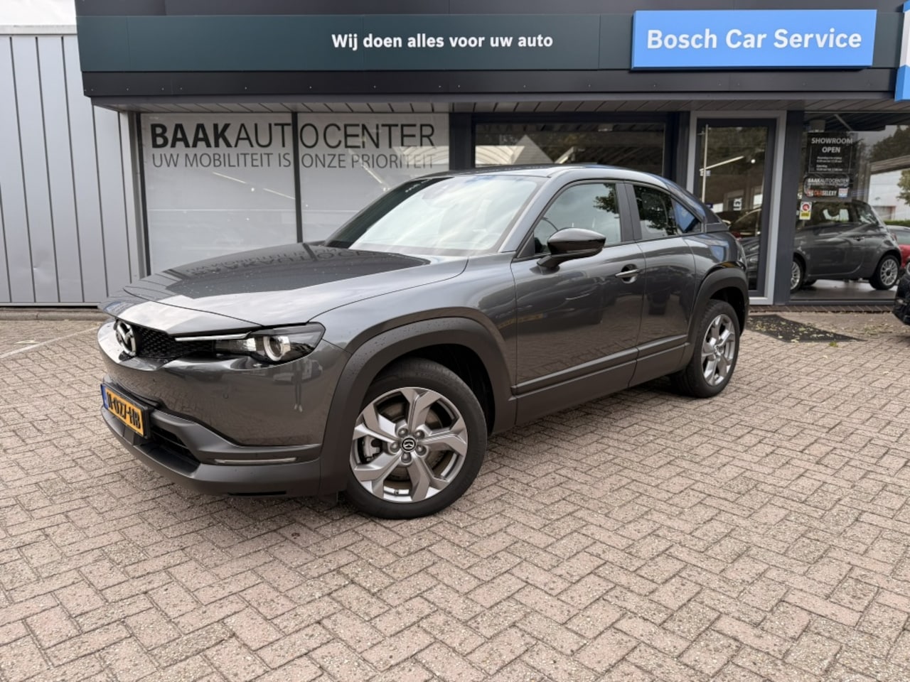 Mazda MX-30 - e-SkyActiv 145 Comfort | Keyless | Camera - AutoWereld.nl