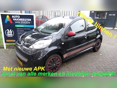 Peugeot 107 - 1.0-12V XS