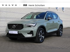 Volvo XC40 - 2.0 B4 Plus Dark | Trekhaak | Camera achter | Harman Kardon | Elektrisch verstelbare voors