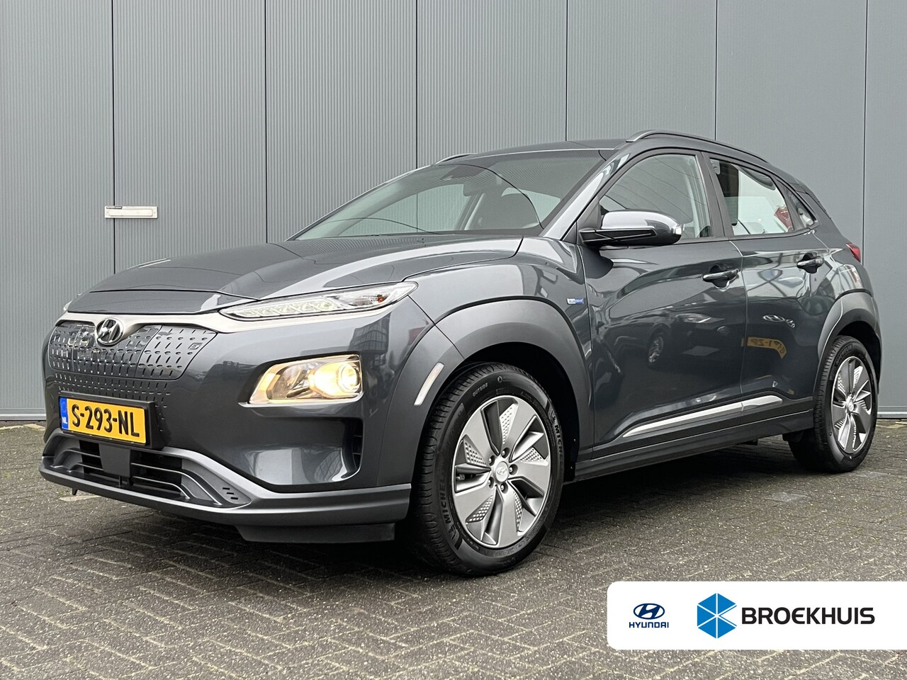 Hyundai Kona Electric - EV Comfort 136pk | Adaptive cruise controle | Carplay navigatie | Parkeersensoren | Camera - AutoWereld.nl