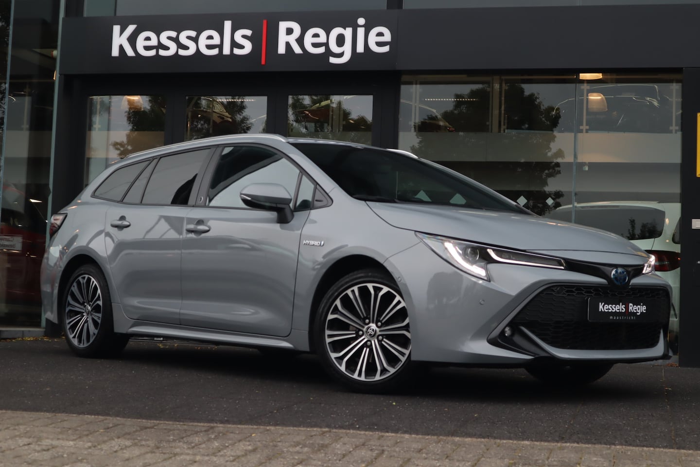 Toyota Corolla Touring Sports - 2.0 Hybrid Team Carplay-Navi ACC Camera Bliss LED Afn.trekhaak - AutoWereld.nl